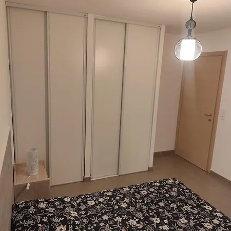 Equipe En A 500m De La Pour 4 Pers Lägenhet