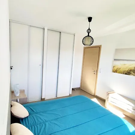 Appart Pour 2 A 4 Personnes,Grande Terrasse, A 5Mn A Pied De La Plage