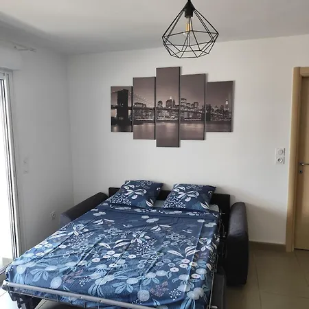 T2 Equipe Avec Belle Terrasse Face Apartment *
