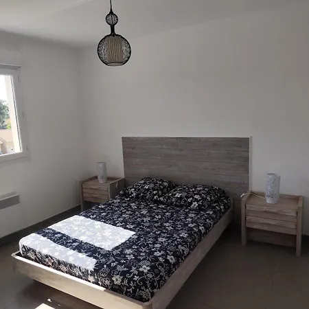 Joli T2 tout équipé en résidence à 500m de la plage pour 4 pers Apartamento *