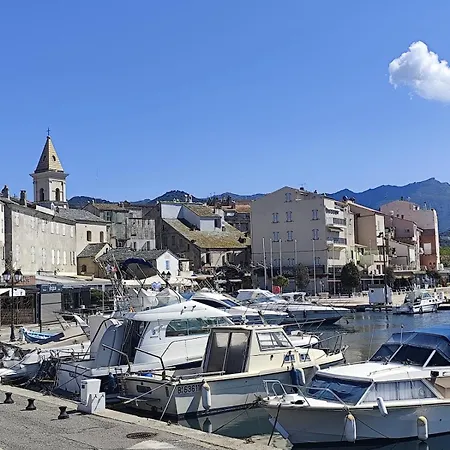 Apartment T2 Equipe Avec Belle Terrasse Face *