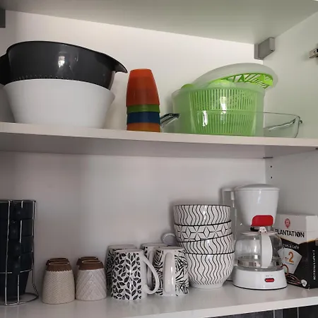Appart Pour 2 A 4 Personnes,Grande Terrasse, A 5Mn A Pied De La Plage Διαμέρισμα *
