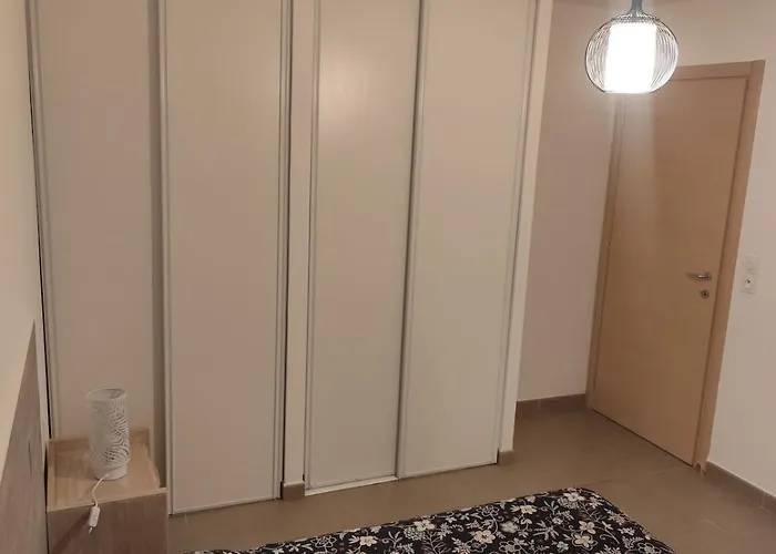 T2 Climatise, Pour 2 A 4 Pers, A 5Mn Plage A Pied Apartmán