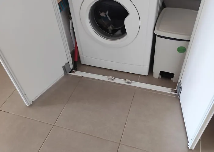 T2 en résidence avec belle terrasse, à 5mn à pied de la plage Apartamento *