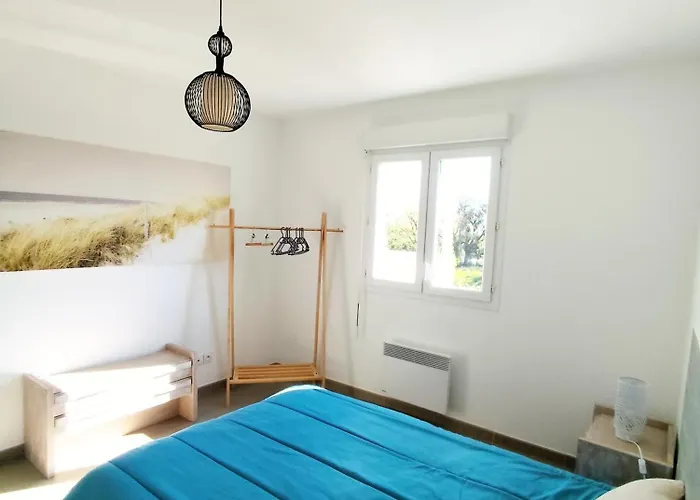 T2 en résidence avec belle terrasse, à 5mn à pied de la plage Apartamento *